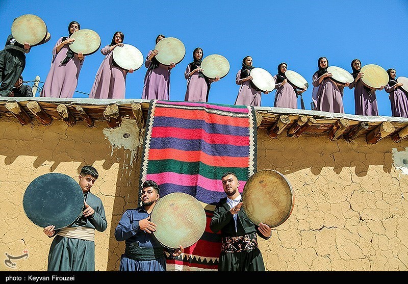 اجتماع بزرگ دف نوازان در کردستان