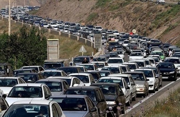 ترافیک سنگین در محورهای چالوس و آزادراه قزوین