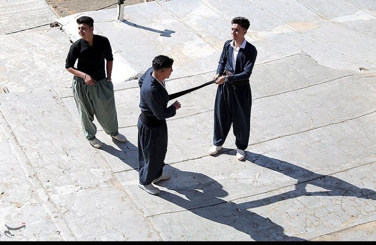 حضور هزار دف نواز در روستای هشمیز به روایت عکس- اخبار موسیقی و تجسمی – اخبار فرهنگی تسنیم