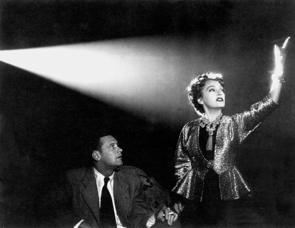 بهترین فیلم های درام و داستانی 63 Sunset Boulevard