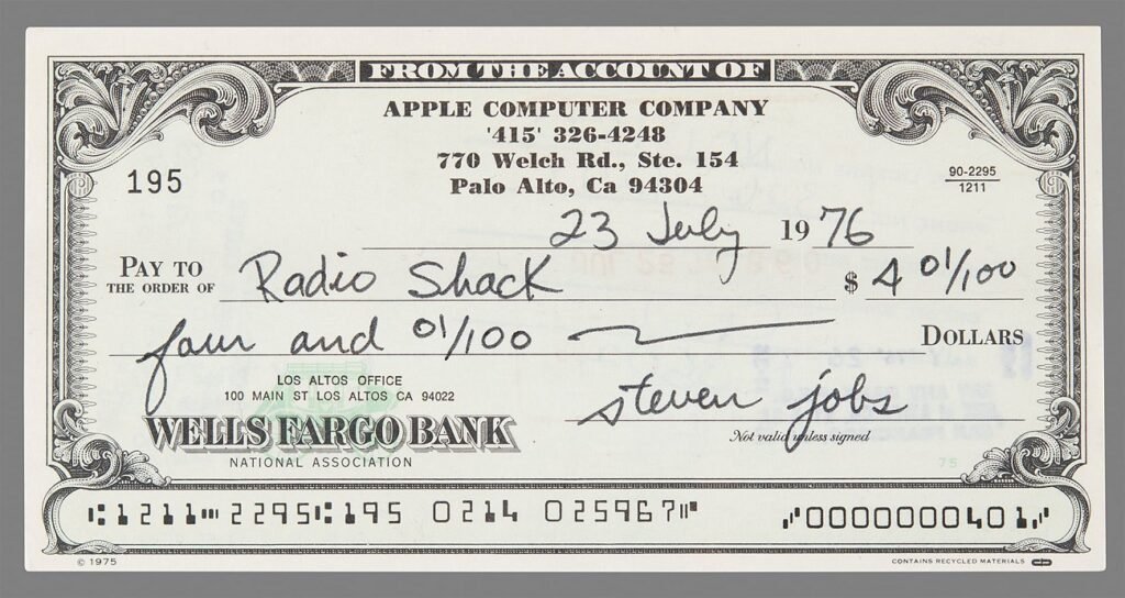 چک 4 دلاری استیو جابز در یک حراجی بیش از 20,000 دلار قیمت خورد