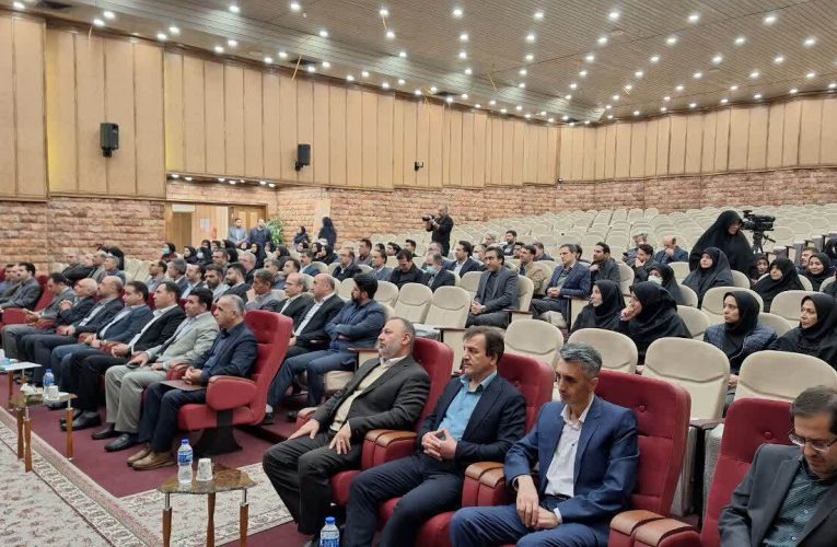 2100 میلیارد تومان مالیات قیمت افزوده بین شهرداری و دهیاریهای استان قزوین توزیع شد