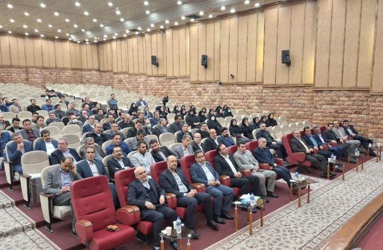 تکریم مودیان مالیاتی را سرلوحه کار خود قرار می دهیم