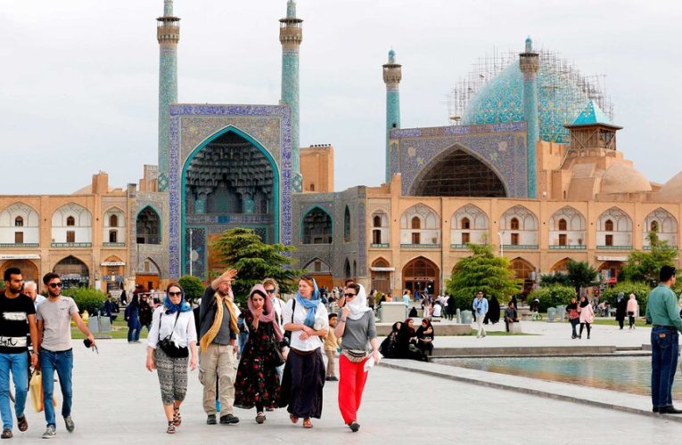 ۲۰ اینفلوئنسر خارجی برای تشکیل محتوای گردشگری به ایران می آیند