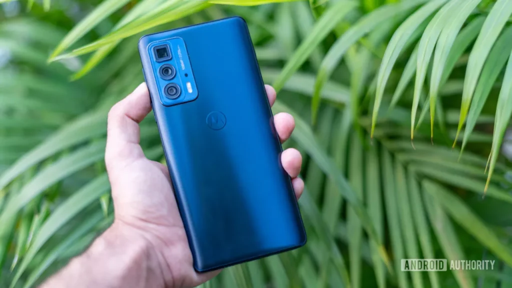 گوشی گیمینگ موتورولا مدل EDGE 20 PRO