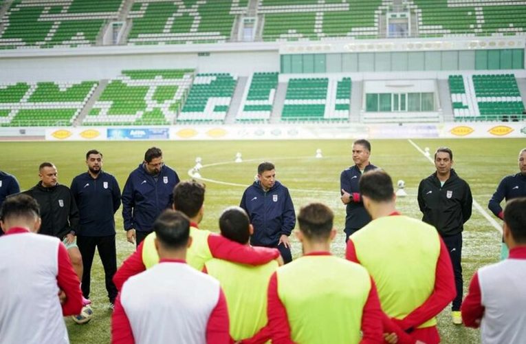 تمرین تیم ملی در چمن مصنوعی قبل از تقابل با ترکمنستان_تاشکن