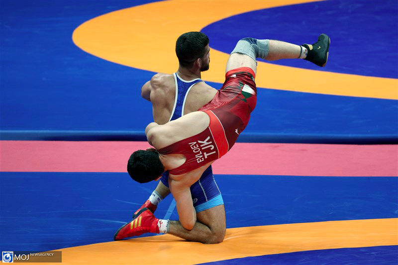 ۲ نماینده ایرانی رقابت‌های کشتی جام دانکلوف و نیکولای پتروف بلغارستان به طلا رسیدند