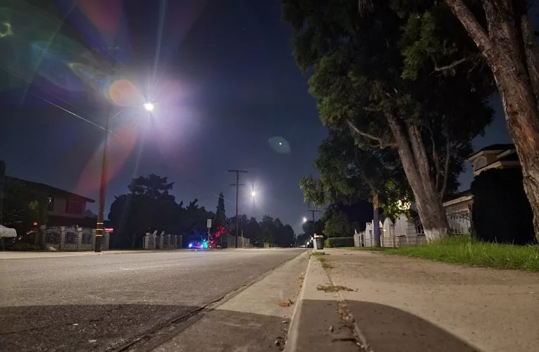 دوربین آیفون ۱۶ پرو به گمان زیادً در روبه رو نور شدید عکس‌های بهتری ثبت می‌کند_تاشکن