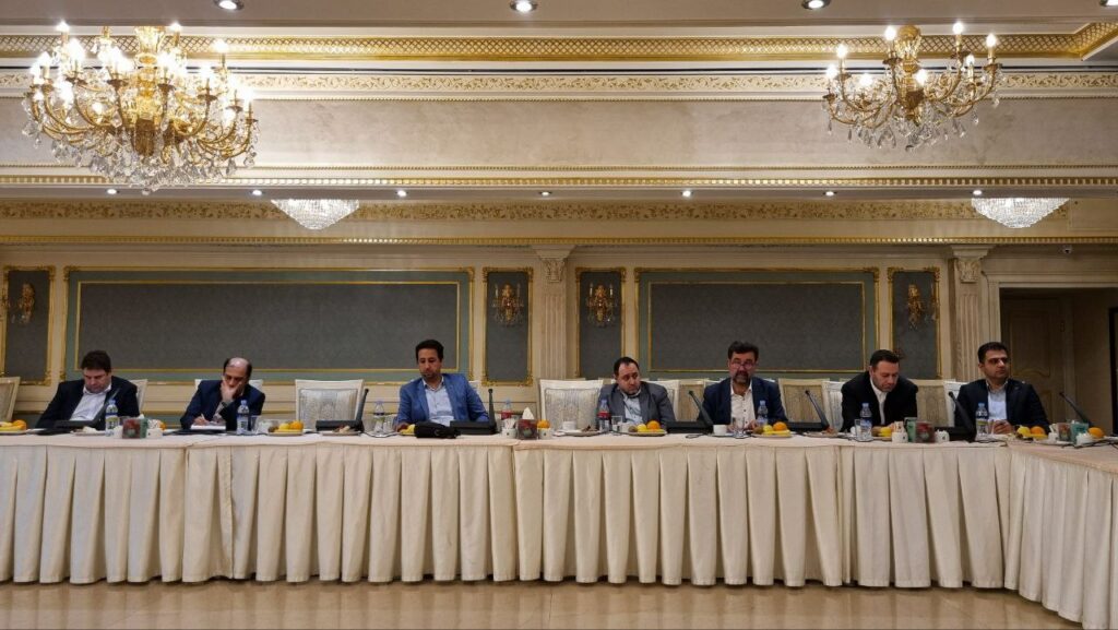 1715166974 3 شهرداری‌ها زور می‌گویند؛ مودم‌ها هم بی‌کیفیت است تاشکن