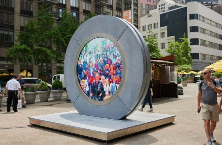 پورتال پرحاشیه پخش زنده نیویورک و دوبلین مجدد اغاز به کار کرد_تاشکن