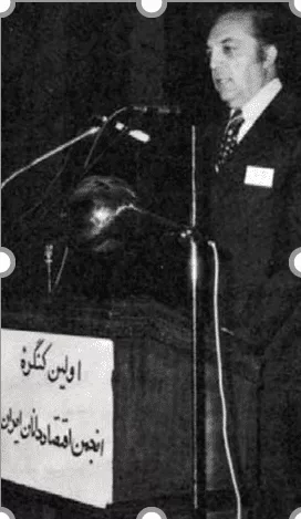 دکتر حسین پیرنیا
