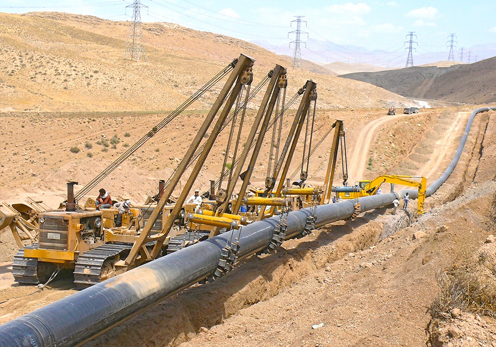 بهره‌برداری از ۱۰۰۰ کیلومتر خط لوله انتقال فرآورده‌های نفتی دستاورد متحولانه دولت سیزدهم