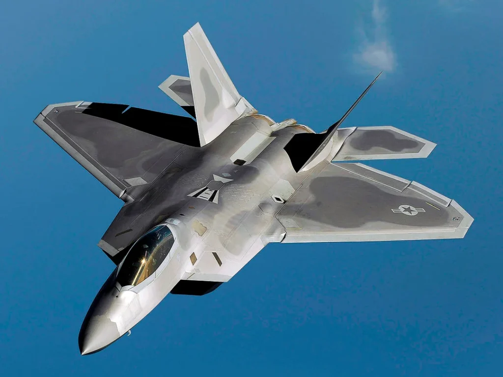 قیاس F-22 Raptor لاکهید با YF-23 نورثروپ_تاشکن 34 مقایسه F-22 Raptor لاکهید با YF-23 نورثروپ