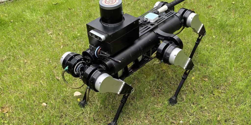 سگ رباتیک مبتنی بر هوش مصنوعی