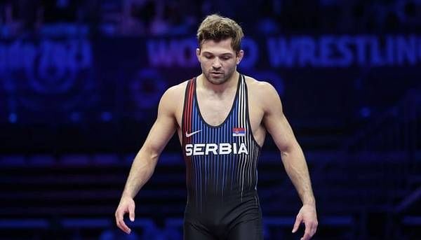 المپیک برای قهرمان کشتی جهان از دست رفت_تاشکن