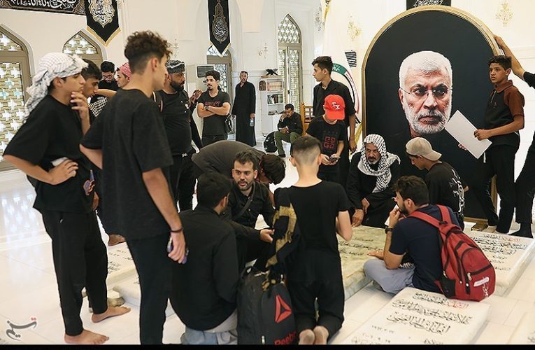 ایرانی ها به یاد «حاج قاسم» بر سر مزار ابومهدی المهندس+ عکس_تاشکن