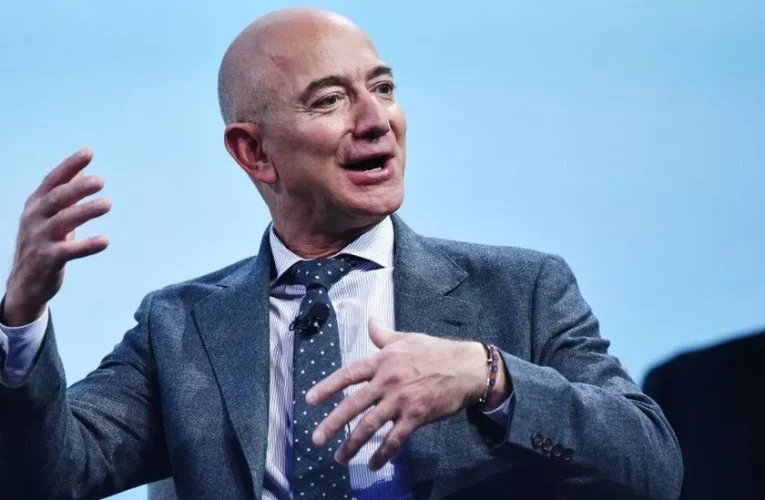 جف بزوس اندوخته‌گذاری‌های سنگینی در هوش مصنوعی انجام داده است_تاشکن