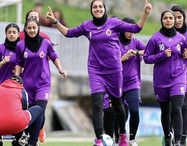 دختران فوتبالیست بم در لیگ قهرمانان آسیا پیروز شدند_تاشکن
