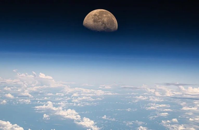 فضانورد ایستگاه فضایی بین‌المللی عکسی خیره‌کننده از ماه انتشار کرد_تاشکن