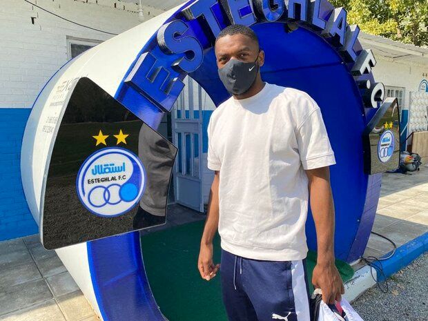 کوین یامگا در تمرینات آلومینیوم اراک شرکت می‌کند_تاشکن