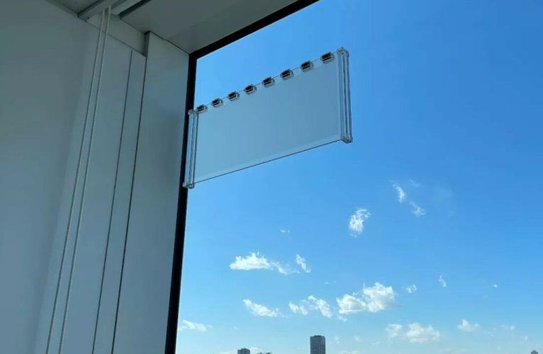 اولین آنتن 5G شفاف دنیا روی پنجره ساختمانی در توکیو نصب شد_تاشکن