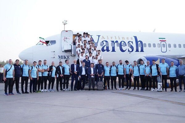 تیم ملی فوتبال ایران راهی امارات شد_تاشکن