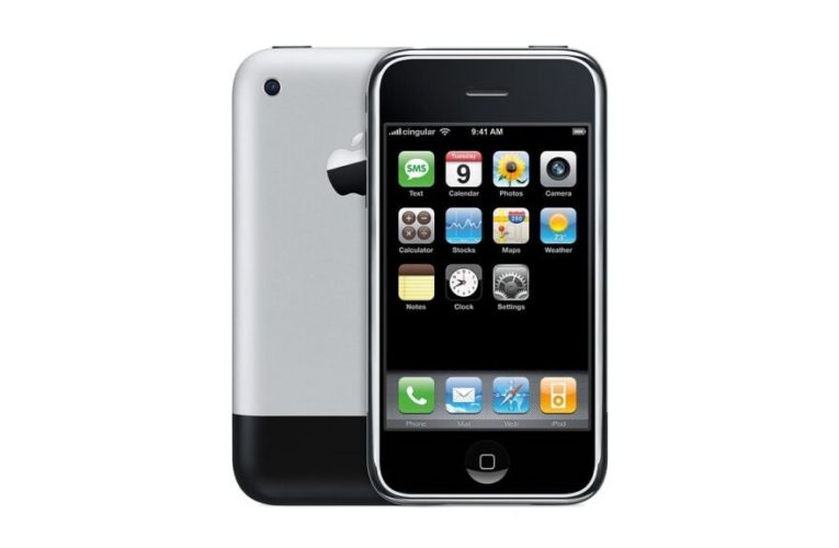 نگاهی به سیر تکامل آیفون اپل از سال ۲۰۰۷ تا 2024_تاشکن