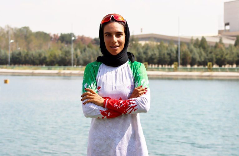 زینب نوروزی مدال طلای روئینگ قهرمانی آسیا را بدست آورد_تاشکن