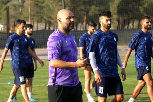 سهراب بختیاری‌زاده استقلالی‌ها را تمرین داد_تاشکن