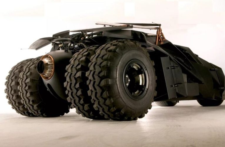 برادران وارنر ده نسخه از بت موبیل را با قیمت سه میلیون دلار می‌سازد_تاشکن