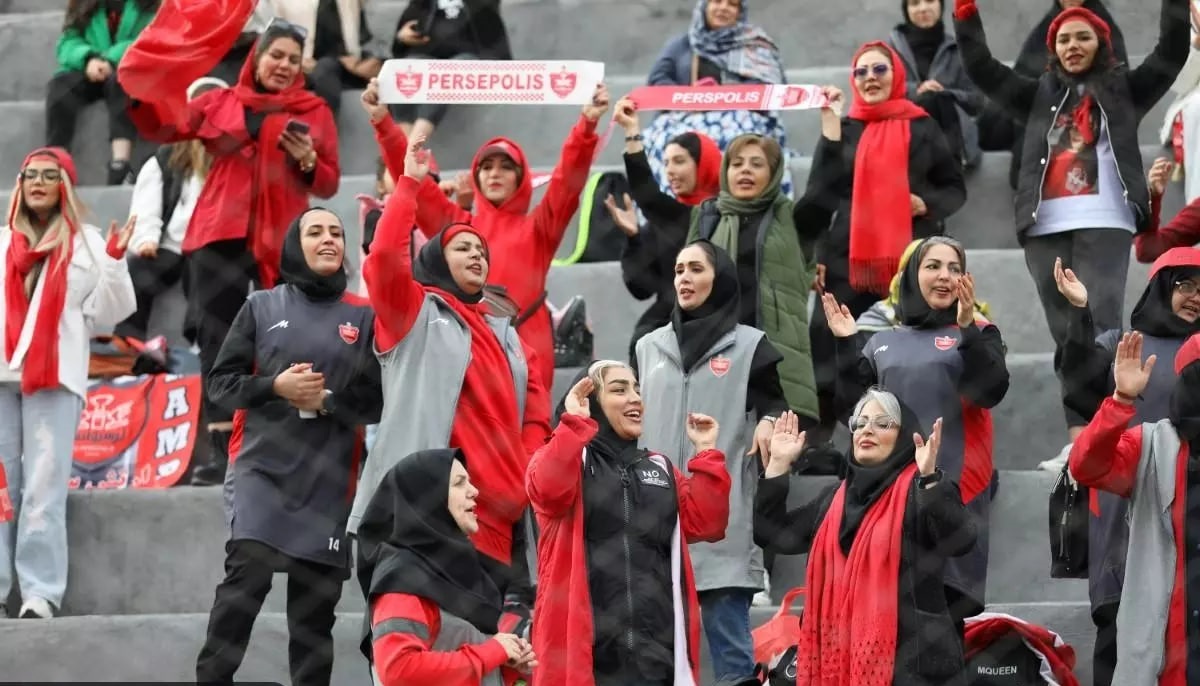 دختران پرسپولیسی از ته دل خندیدند/ تحقق وعده‌ای شیرین در عصر پاییزی ۱۰۴۳