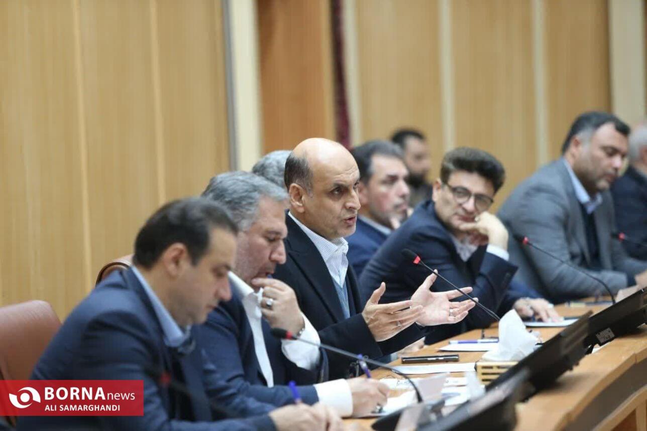 استاندار گیلان: با اعطای مجوز واردات به کارخانههای چای اقتصاد داخلی بهصرفه میشود 13 جلسه شورای گفتوگوی دولت و بخش خصوصی استان گیلان
