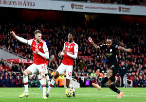 منچسترسیتی از جمع مدعیان لیگ برتر انگلیس خارج شد_تاشکن