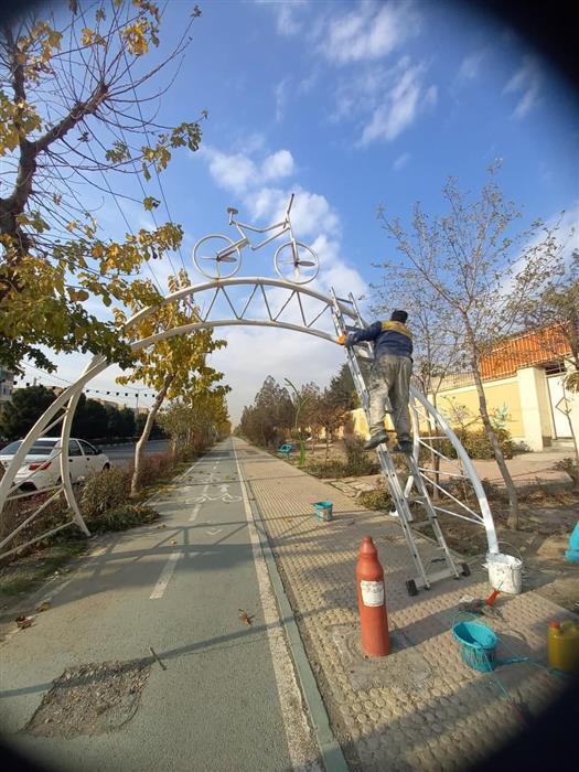 ادامه روند یكپارچه‌سازی المان‌ها و مبلمان شهری در راستای بهبود منظر شهری