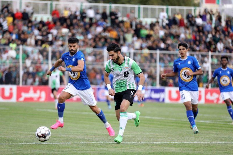 دوشنبه، اولین بازی دوستانه استقلال در کیش