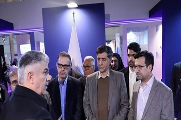 بازدید معاون درمان وزارت بهداشت از نمایشگاه گردشگری سلامت - خبرگزاری مهر | اخبار ایران و جهان