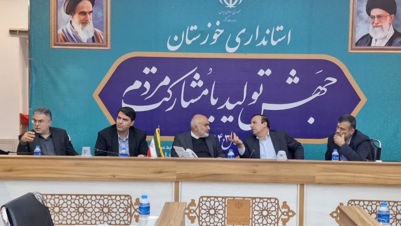 حضور استاندار قزوین در یادمان شهدای آبادان حضور استاندار قزوین در یادمان شهدای آبادان