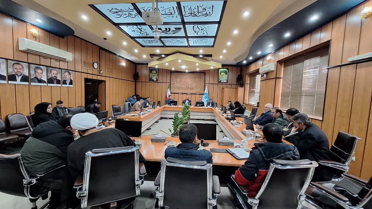 طرح « کوچه های روشن» در محلات کم برخوردار قزوین را کلید بزنیم طرح « کوچه های روشن» در محلات کم برخوردار قزوین را کلید بزنیم