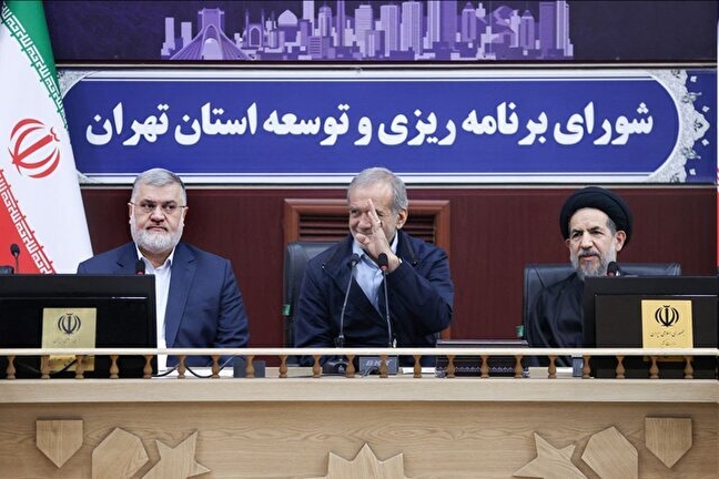 باید از ظرفیت‌ها برای حل چالش‌ها استفاده کنیم