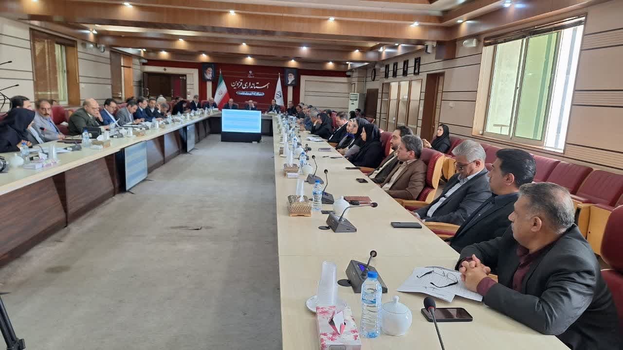 راه و شهرسازی در واگذاری اسناد زمین پردیس آبیک همکاری بیشتری کند راه و شهرسازی در واگذاری اسناد زمین پردیس آبیک همکاری بیشتری کند