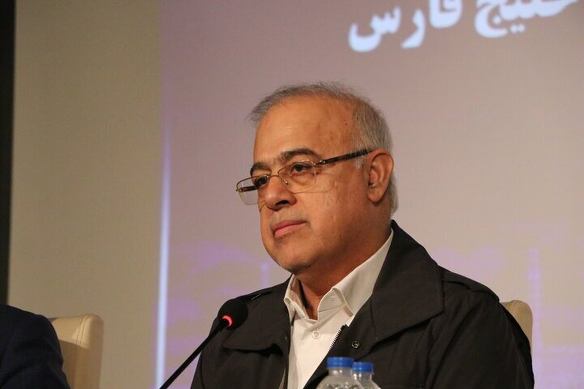 استاندار هرمزگان: در کنار خانواده جان باختگان بندر شهید رجایی هستیم