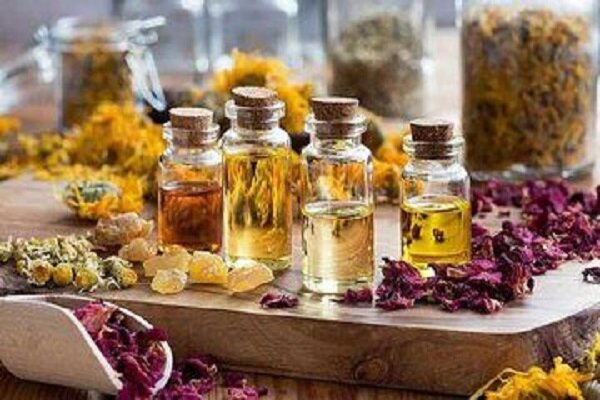 توصیه‌هایی برای کاهش متانول در عرقیات گیاهی - خبرگزاری مهر | اخبار ایران و جهان