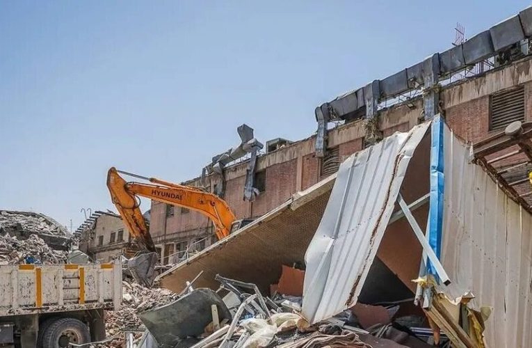 بیشتر از ۲۰۰ نفر در دعوا به زندان اوین مجروح و یا شهید شدند_تاشکن