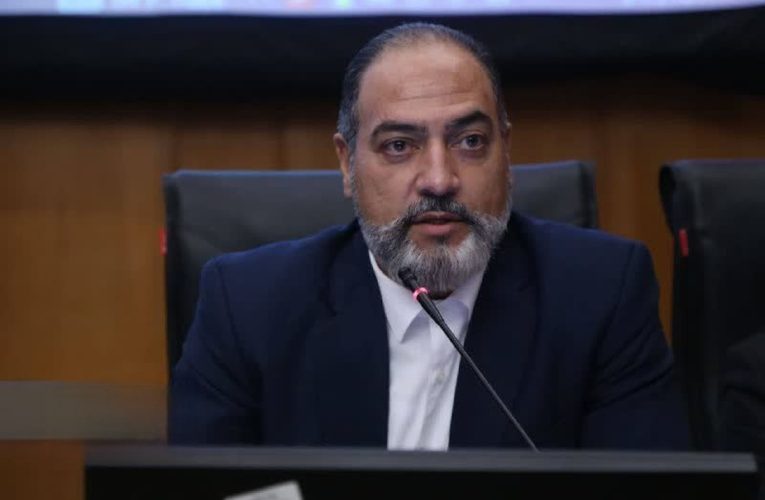 پافشاری معاون استاندار کرمان بر نقش دانشجویان در تبیین ابعاد تجاوز و جنایات رژیم صهیونیستی_تاشکن
