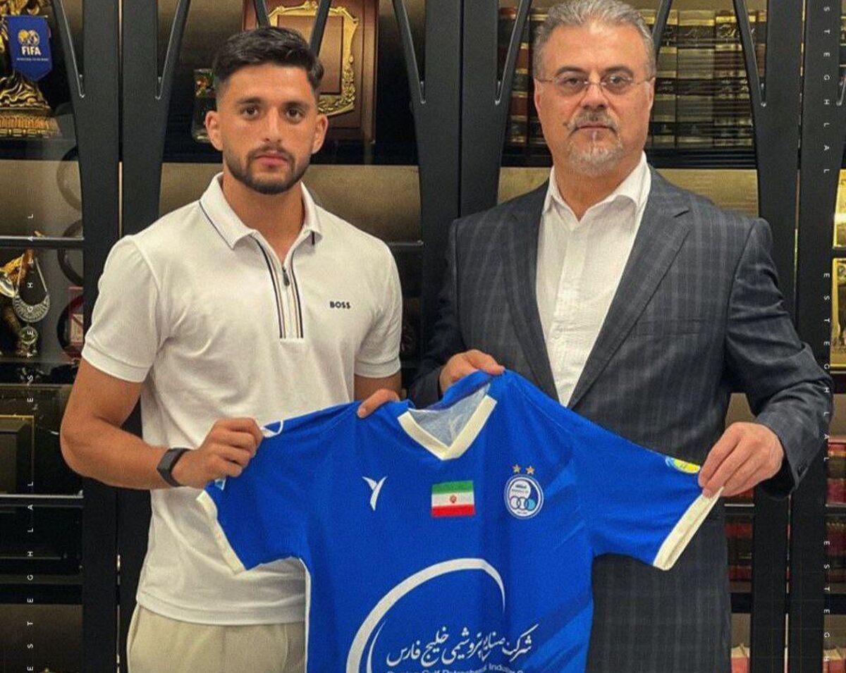 انتقال مهم از سپاهان به مقصد استقلال/ گودرزی رسما آبی‌پوش شد