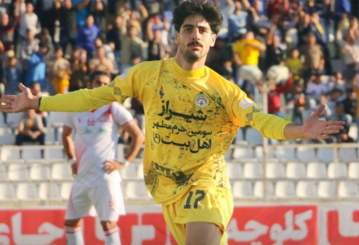 از گلزنی مقابل تیم بزرگی مثل پرسپولیس خوشحالم/ قربانی چیزی از مربیان بزرگ لیگ کم ندارد