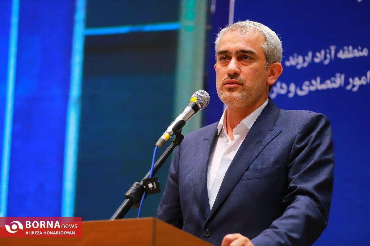 "مناطق آزاد" شاهراه توسعه اقتصادی کشور هستند / واگذاری اختیارات مسوولان امور مالیاتی و بانک‌ها به سطوح استانی 