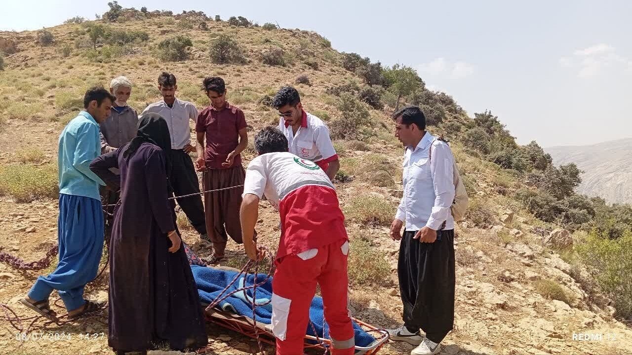 امداد رسانی به حادثه سقوط بالگرد در اشترانکوه به پایان رسید - خبرگزاری مهر | اخبار ایران و جهان